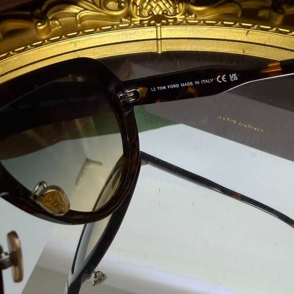 Tom Ford - Picture 7 of 7